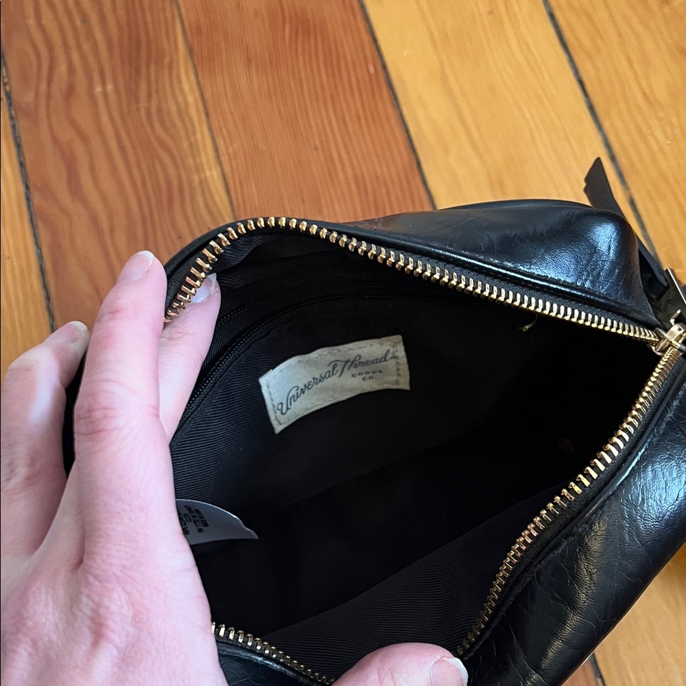 Universal Thread Black and White Checkered Crossbody Bag - Picture 5 of 5